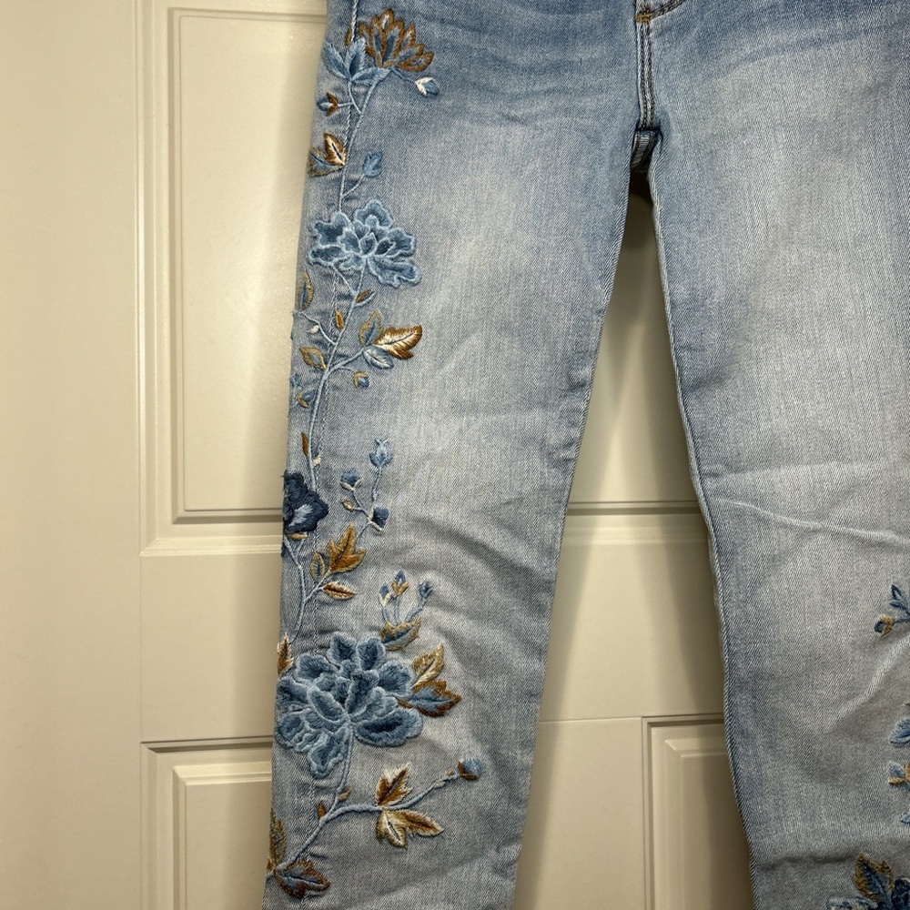 Driftwood embroidered jeans, 24”